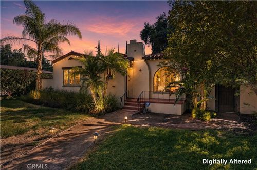1580 N San Gorgonio Ave, Banning, CA, 92220-2113 | Card Image