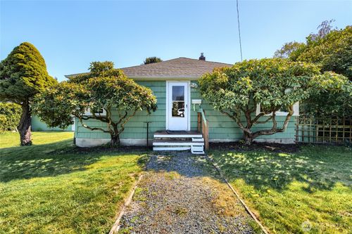 1913 11th St, Anacortes, WA, 98221-1427 | Card Image