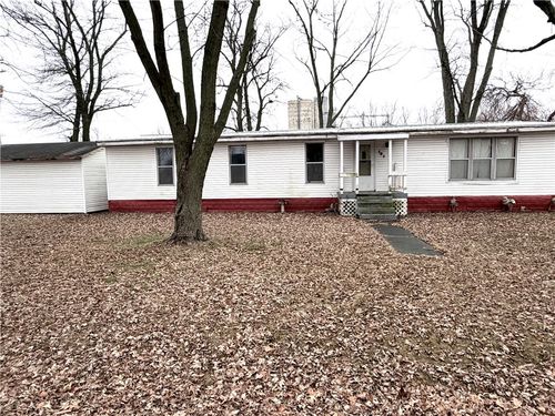 101 Oak St, Moweaqua, IL, 62550-9630 | Card Image