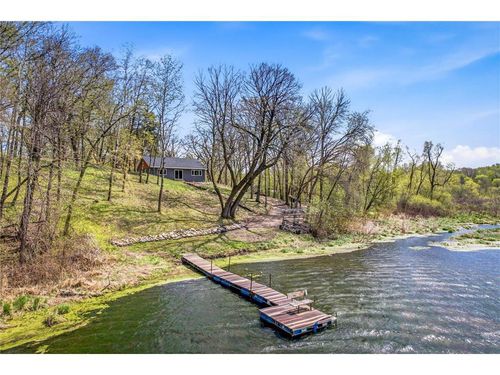 20225 Langevin Dr, Richmond, MN, 56368-8253 | Card Image