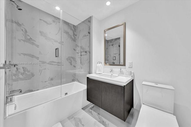UNIT-3711 - 851 Ne 1 St Ave, Condo with 3 bedrooms, 4 bathrooms and null parking in Miami FL | Image 22