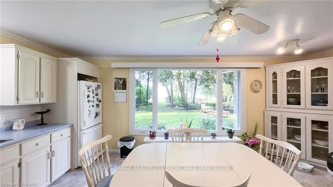 129 Huron Rd, House other with 3 bedrooms, 3 bathrooms and 5 parking in Kincardine ON | Image 23