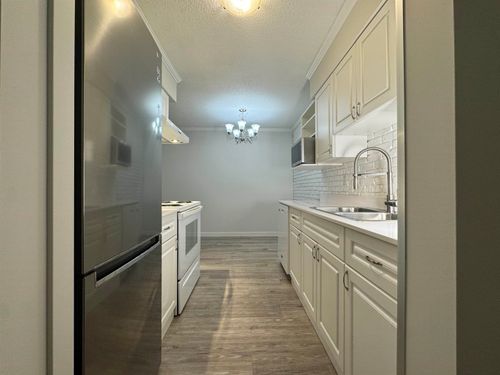 124-11806 88 Ave, Delta, BC, V4C3C5 | Card Image