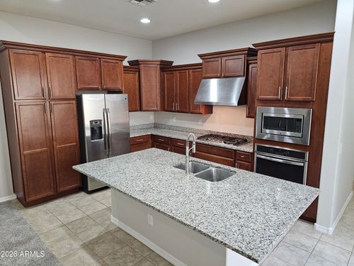 2253 S Wallrade Ln, Gilbert, AZ, 85295-0147 | Card Image