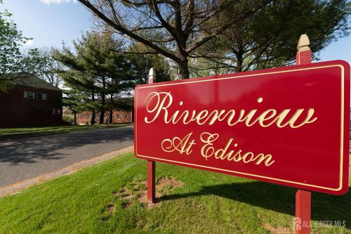 apt-2b-93 Fox Rd, Edison, NJ, 08817-4951 | Card Image