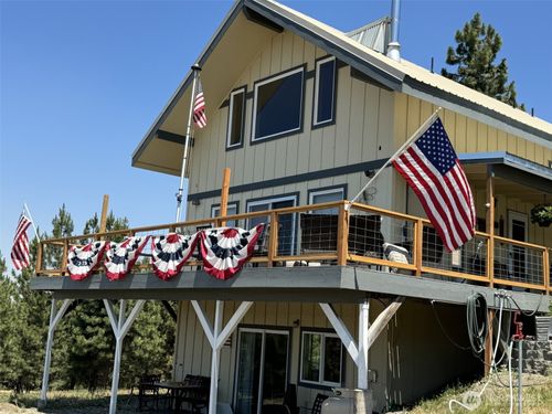 300 Sunset Way, East Wenatchee, WA, 98802-8504 | Card Image