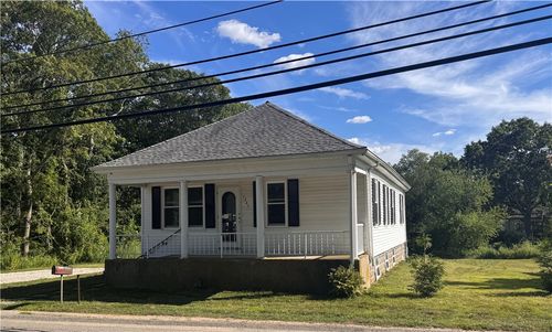 1745 Eagleville Rd, Tiverton, RI, 02878-2901 | Card Image
