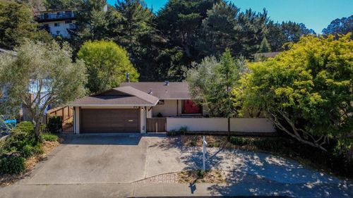 800 Oddstad Blvd, Pacifica, CA, 94044-4446 | Card Image