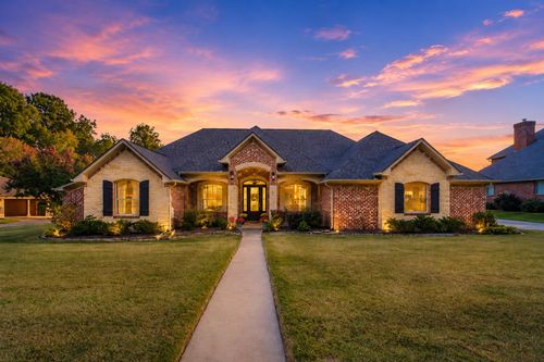 111 Rutland Dr, Hallsville, TX, 75650-6214 | Card Image