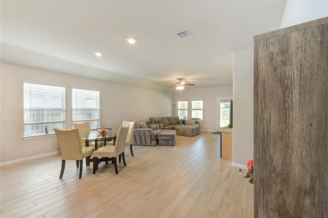 12917 S Winding Pines Dr, House other with 3 bedrooms, 2 bathrooms and 2 parking in Tomball TX | Image 21
