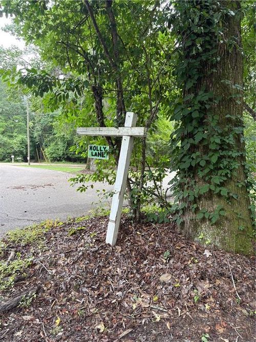 12 Holly Ln, Covington, LA, 70433-4406 | Card Image
