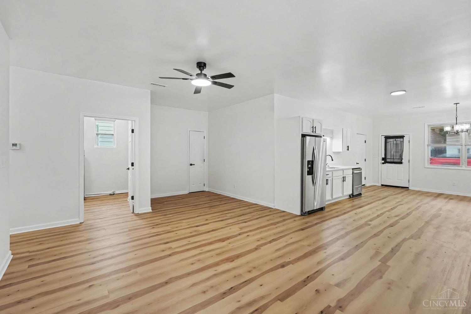 Residential in Elmwood Place 3