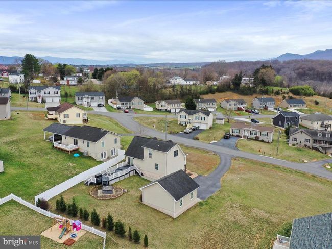 317 Locustdale Loop, House other with 3 bedrooms, 3 bathrooms and null parking in SHENANDOAH VA | Image 43
