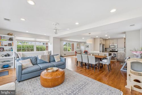 2403 Colston Dr, Silver Spring, MD, 20910-2524 | Card Image