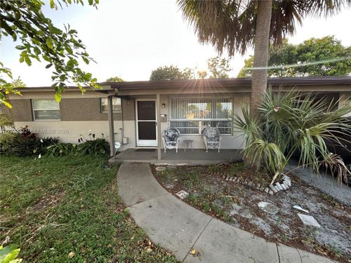 571 Sw 29th Ter, Fort Lauderdale, FL, 33312-2116 | Card Image