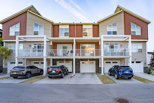 638 Redstone View Ne, Calgary, AB, T3N0M9 | Card Image