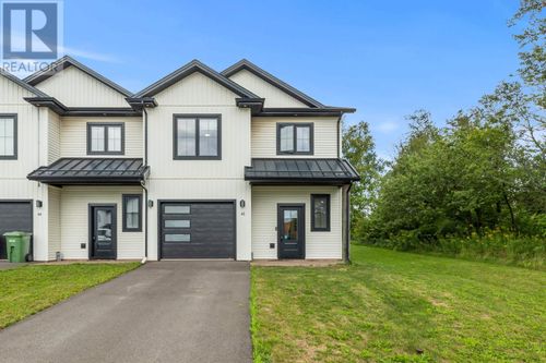42 Kelly Hts, Stratford, PE, C1B4M2 | Card Image