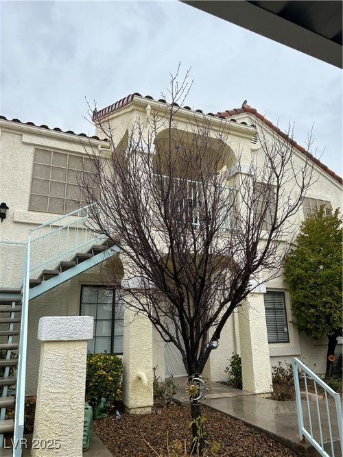 205-4889 S Torrey Pines Dr, Las Vegas, NV, 89103-4452 | Card Image