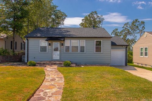 6609 Greenwood Rd, Cammack Village, AR, 72207-1809 | Card Image