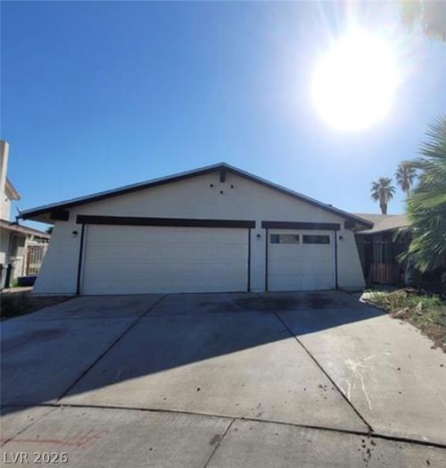 1673 Caliente Ct, Las Vegas, NV, 89119-2715 | Card Image