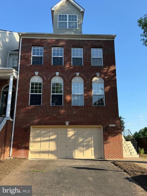 13210 Goose Pond Ln, FAIRFAX, VA, 22033-5169 | Card Image
