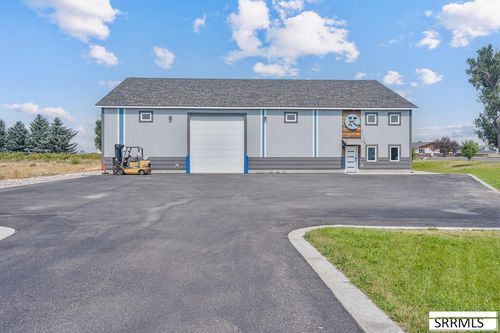 573 Business Loop, Sugar City, ID, 83448-2602 | Card Image