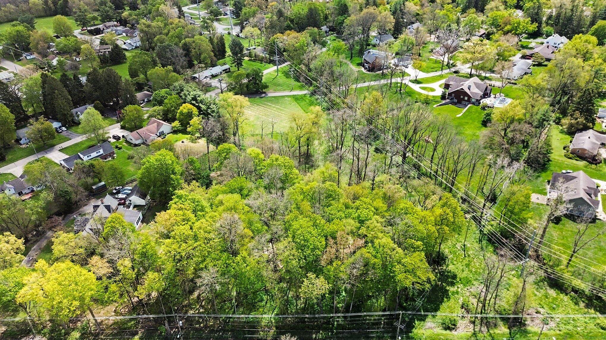 Land in Niles 4