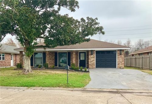 24 Dunleith Dr, Destrehan, LA, 70047-2016 | Card Image