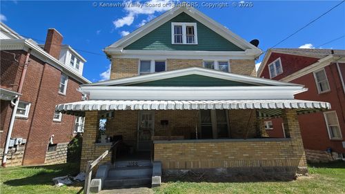 1122 Smithfield St, Parkersburg, WV, 26101-4815 | Card Image