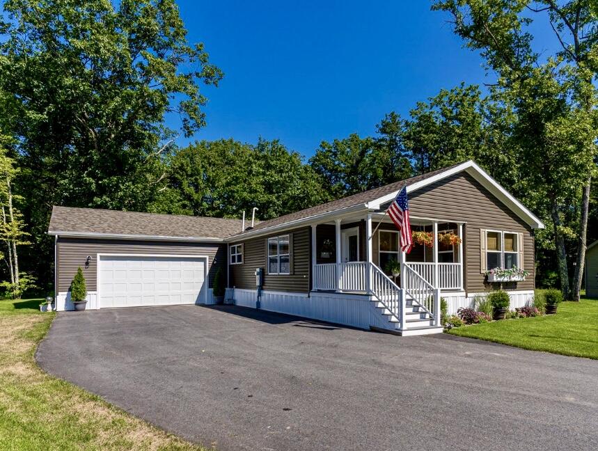 Conifer Dr, Lyman, ME 04002