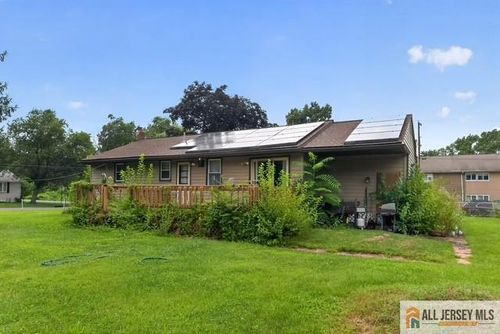 317 Gillette Ave, Penns Grove, NJ, 08069-1815 | Card Image