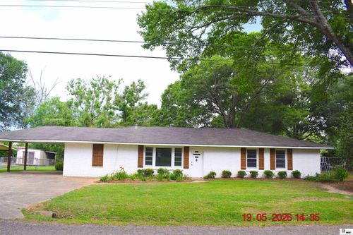 10579 Stephenson Dr, Bastrop, LA, 71220-2561 | Card Image