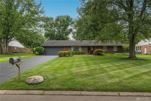 636 Hyde Park Dr, Dayton, OH, 45429-5836 | Card Image