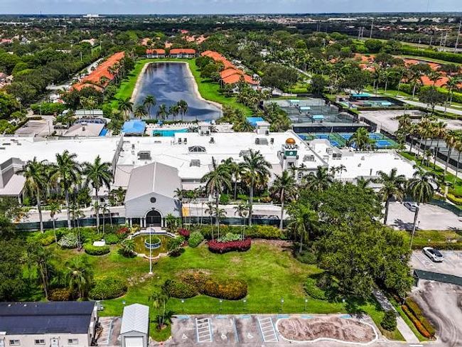 7087 Summer Tree Dr, Home with 2 bedrooms, 2 bathrooms and null parking in Boynton Beach FL | Image 37
