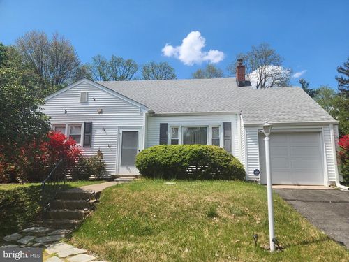 202 W Upper Ferry Rd, Ewing, NJ, 08628-2718 | Card Image