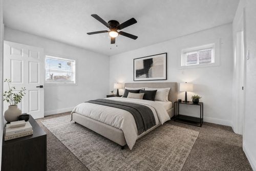 8658 Sonneville Dr, Houston, TX, 77080-3517 | Card Image