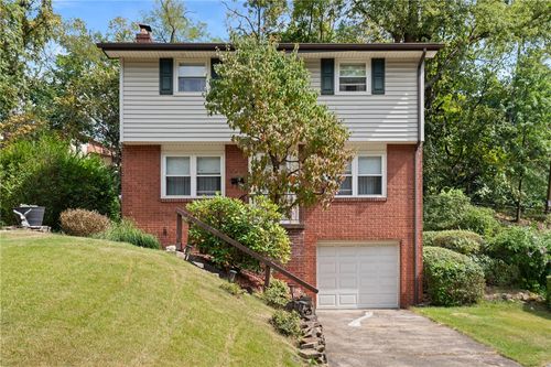 160 Legrande Dr, Pittsburgh, PA, 15221-4241 | Card Image