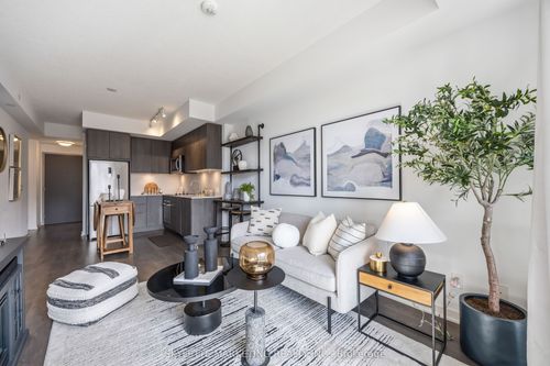 414-38 Forest Manor Road, North York, ON, M2J1M1 | Card Image