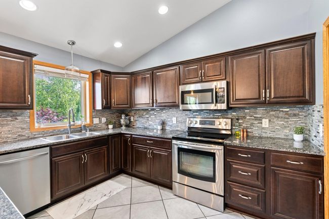 301 Melissa Lane, Home with 3 bedrooms, 3 bathrooms and null parking in Cottage Grove WI | Image 28