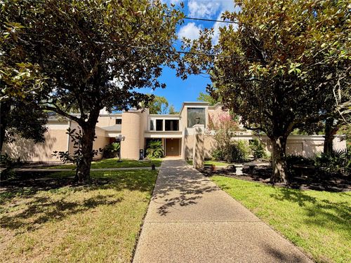 7 Winged Foot Dr, Panorama Village, TX, 77304-1155 | Card Image