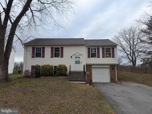 8900 Successful Way, WALKERSVILLE, MD, 21793-7873 | Card Image