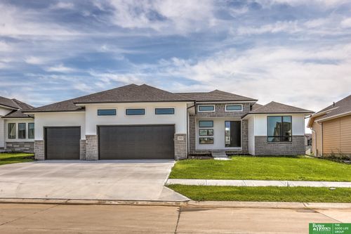 5811 N 197th St, Elkhorn, NE, 68022-6587 | Card Image