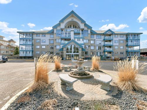 109-1535 Southview Dr Se, Medicine Hat, AB, T1B4H8 | Card Image