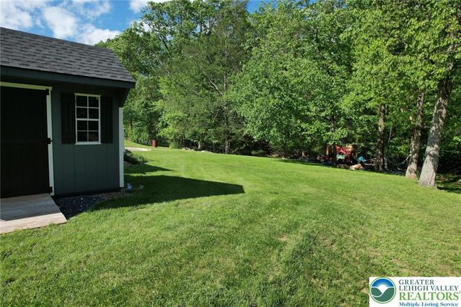8539 Rextown Rd, House other with 4 bedrooms, 4 bathrooms and null parking in Slatington PA | Image 15
