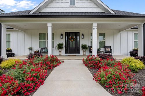 187 Olde Cobblestone Dr, Bostic, NC, 28018-9500 | Card Image