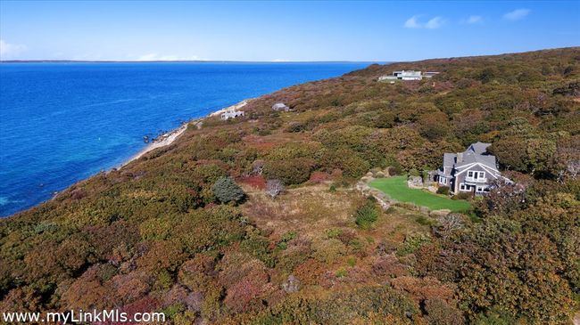 94 Menemsha Inn Rd, House other with 6 bedrooms, 5 bathrooms and null parking in Chilmark MA | Image 35