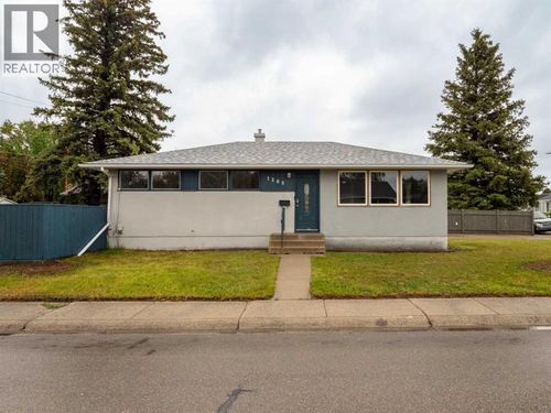 1209 31a St S, Lethbridge, AB, T1K3A1 | Card Image