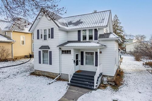 404 3rd St, Baraboo, WI, 53913-2269 | Card Image
