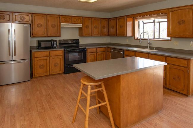 5 Fir Loop, House other with 3 bedrooms, 2 bathrooms and null parking in Cedar Crest NM | Image 9