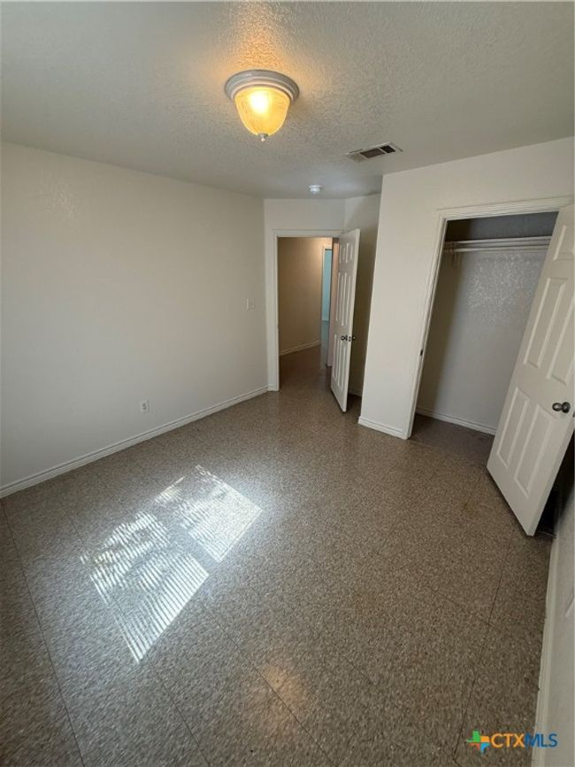 705 N 2 Nd St, House other with 3 bedrooms, 2 bathrooms and null parking in Temple TX | Image 18